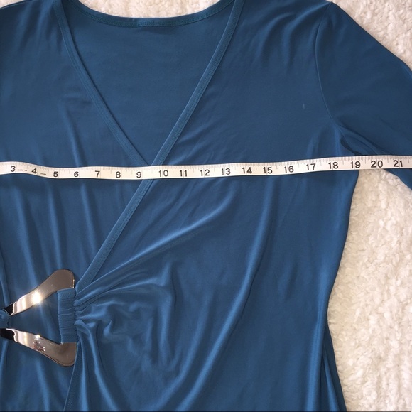 Long sleeve silver buckle top, Sz L. - Picture 4 of 7